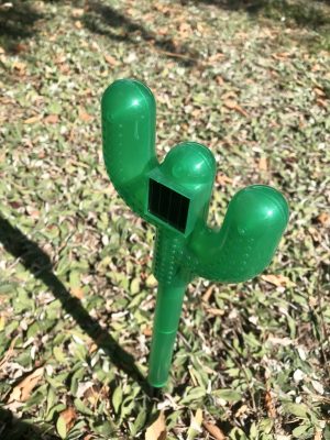 napelemes-led-kaktusz-vilagitas-40-cm-2-scaled